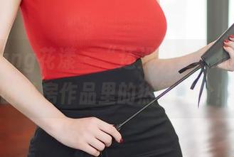 HuaYang花漾 – “还没入夏”但周大萌的私房作品里的热情满分！