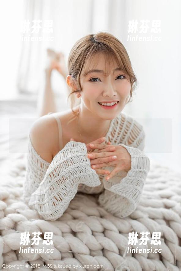 IMiss爱蜜社 - 从沙发到床边，程小烦不烦的居家日常：原图与作品交响曲