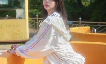 在Jang Joo(장주)的ARTGRAVIA-VOL里，美图就似魔法阵，你相信它能让你一天都靠外表生存吗？！