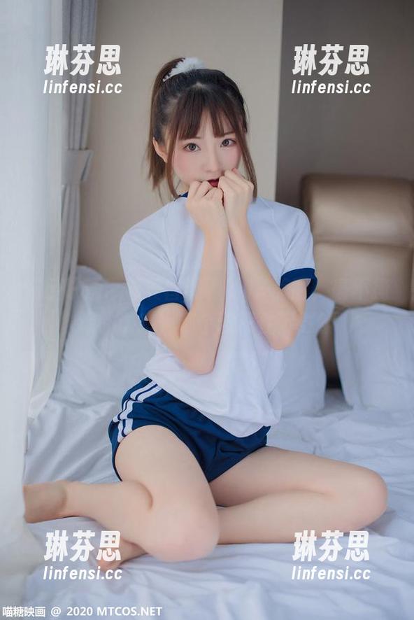 喵糖映画带着黄昏调调的JK美图，毫不掩饰的诱惑，哪个没忍住下载？