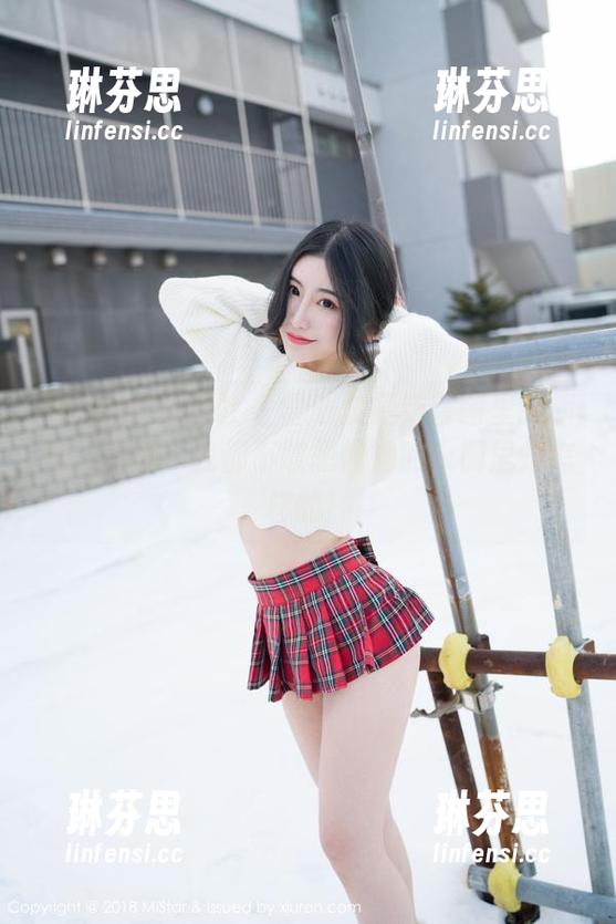 MiStar魅妍社 - 雪千紫最新套图里的旗袍，天哪，我都不敢想像她的衣橱里是怎样的！