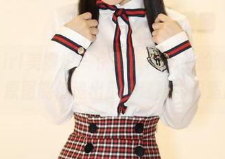 MyGirl美媛馆 – 伊雨蔓Fiona的睡衣野心，原图能传递出那种迷离的闲适感。