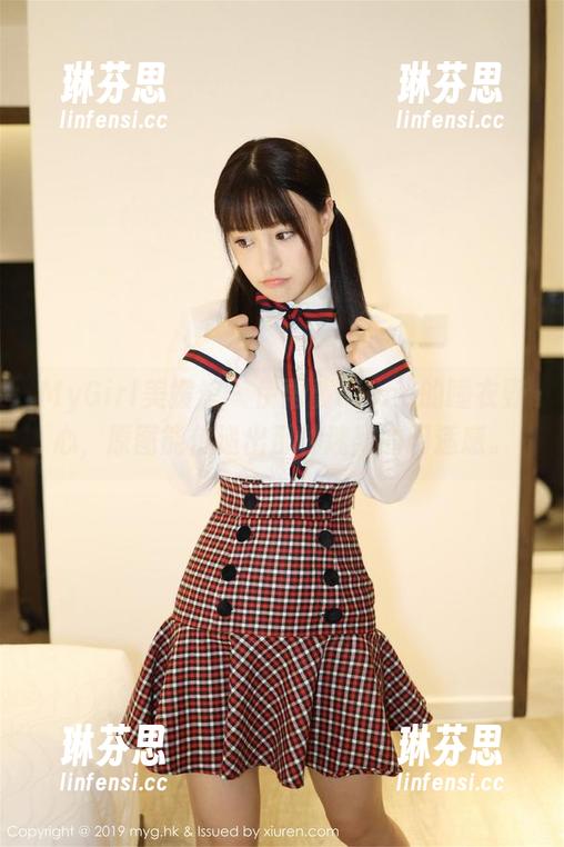 MyGirl美媛馆 - 伊雨蔓Fiona的睡衣野心，原图能传递出那种迷离的闲适感。
