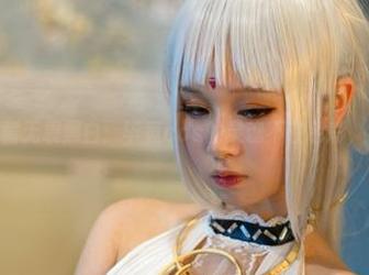 PAKI草莓酱无畏黑白:毕竟cos的灵魂不在色彩,高清更重要