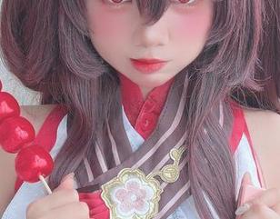 在宵宫里邂逅PoppaChan，cos也能玩得这么炫酷？