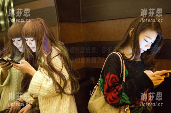TuiGirl推女郎 - 赵惟依婚纱壁纸集：你低头看到了什么，恭喜，你的庙会到了！