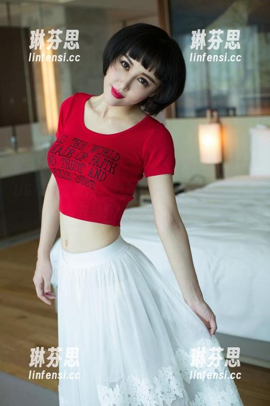 UGirls尤果网 - 定制校服图集，穆菲菲让我开始怀疑以前的选择。