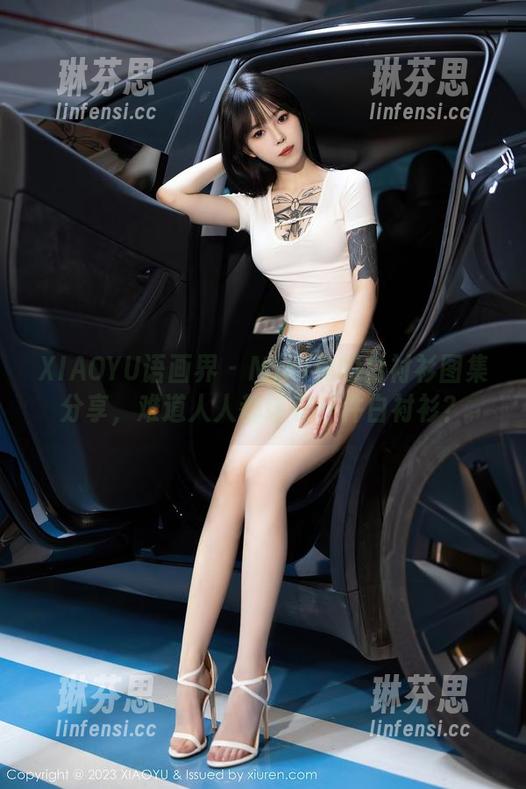 XIAOYU语画界 - Miki兔的白衬衫图集分享，难道人人都该有一件白衬衫？