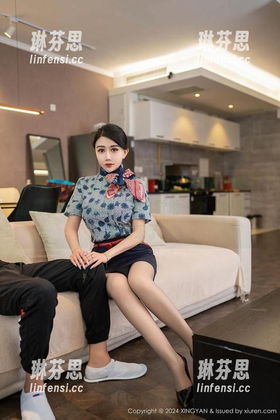 XINGYAN星颜社 - 看着唐思琪的原图，丝袜塑造的曲线，不自觉地一个“好哇”就出来了。