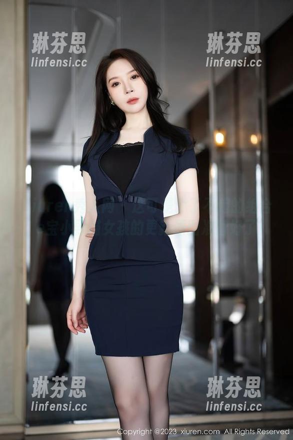 Xiuren秀人网 - 这可是个了不起的组合，e宝小野猫女孩的更新原图准备好了！