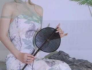 Xiuren秀人网 – 最新写真秀网袜?不,徐cake是在秀自信!