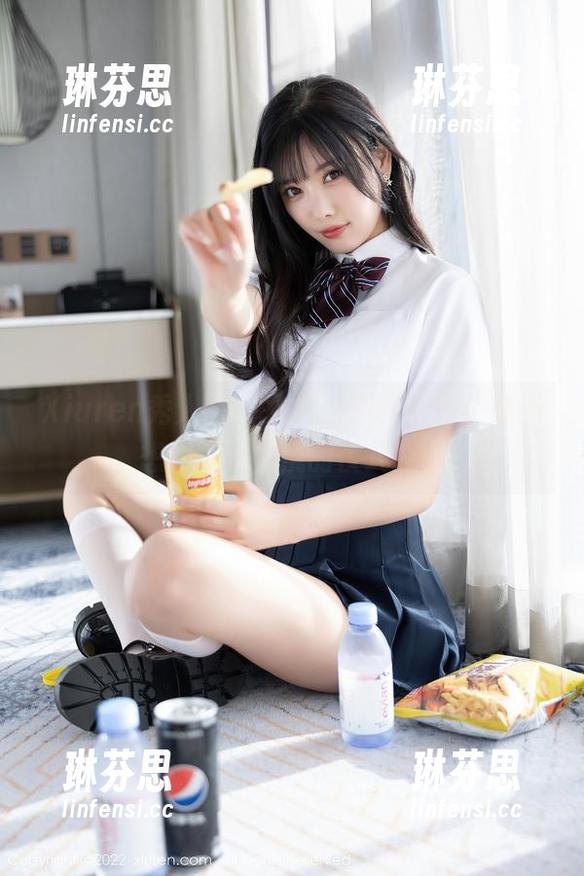 Xiuren秀人网 - 女友，原图直出！真不想和模特悦悦的仪式感比
