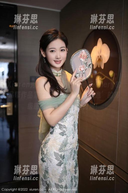 Xiuren秀人网 - 尖叫！绯月樱-Chery的吊带作品集在此，分享这种‘无意’的高级感，细节光影都是狗粮！