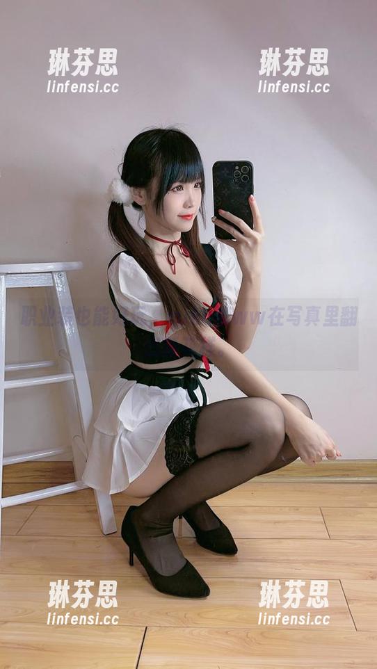miko酱ww 职业装也能好玩,miko酱ww在写真里翻出新花样。