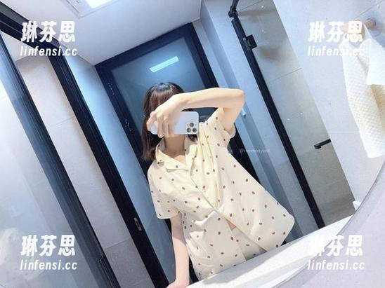 黑丝嘛，集齐nagisa魔物喵的合集也太方便让人欲罢不能了吧。