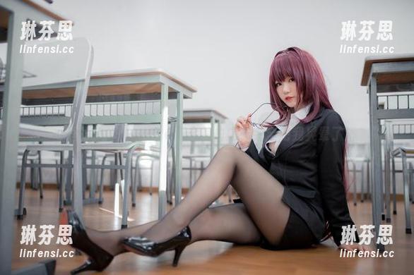 无圣光写真，yoko夏宅的白内衣完全把我晃晕了！