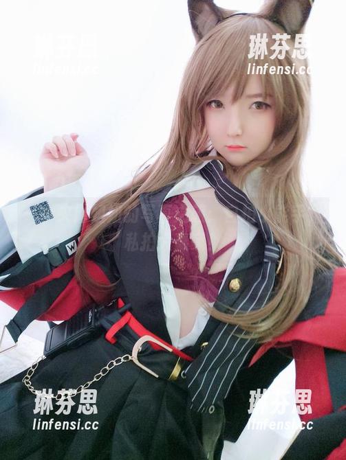一小央泽 一小央泽姐姐的写真之旅:自拍小能手,私拍大赢家!