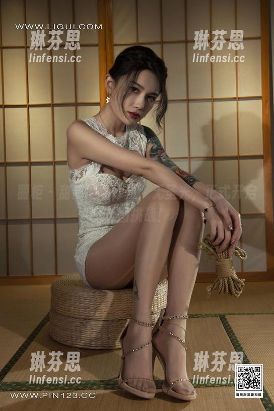 丽柜 - 甜甜的婚纱照：无圣光，正式开启美图挑战！