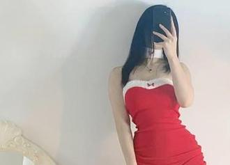微密圈 – 新出炉的俏妞qiaoniu66作品：长衫与蕾丝，会不会让我也意外心动呢？