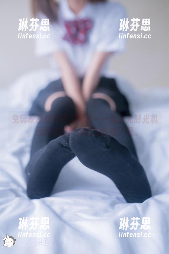 兔玩映画的阳光与网袜——无圣光时光机，原图的细节放大太真实了吧。