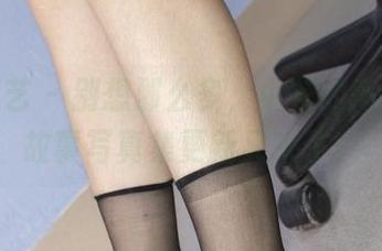 南国足艺 – 别想那么多，小花的高跟美脚故事写真集更新又来了！