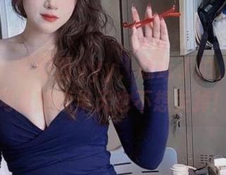 微密圈 – 可可西yyy，怼近了拍，让我在网盘翻找半天也不想关掉！