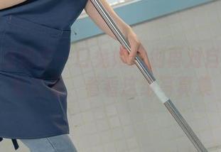 洗衣房里的咬一口兔娘：别再对自助洗衣有成见，看看这组写真集