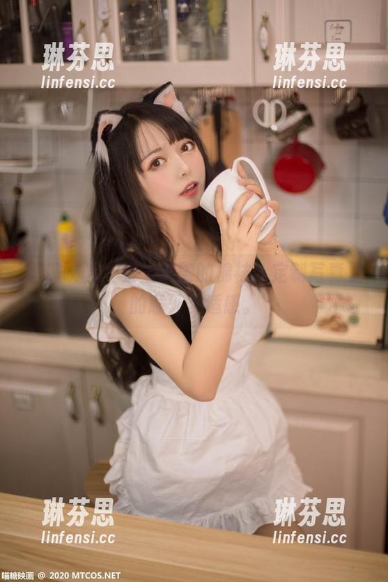 喵糖映画 - 穿上镜酱的棉袜，定制写真里的意外舒适感。