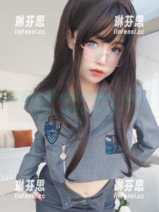 看看女主K的学姐系列精选cos，这不仅是角色，更像是一种态度！