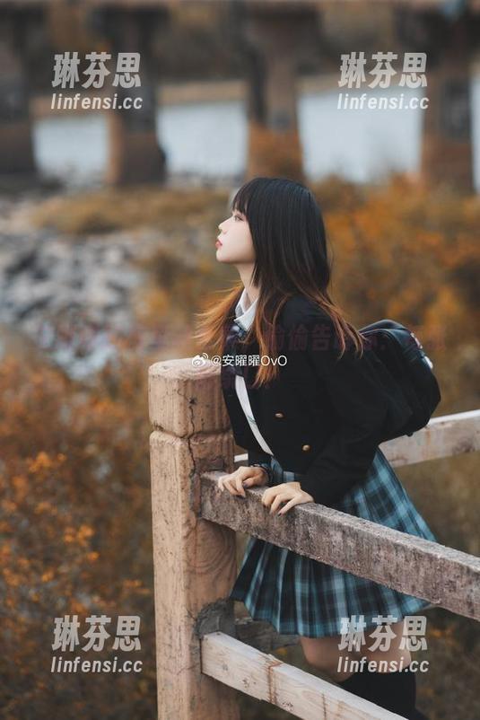 安曜曜的裤里丝合集，偷偷告诉你：每张都绕口！