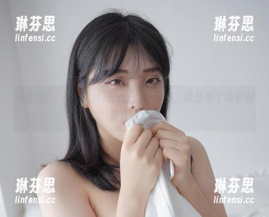 宋哈娜(송하나)的丝袜cos，滑滑的，像是每个故事都有几分悬念