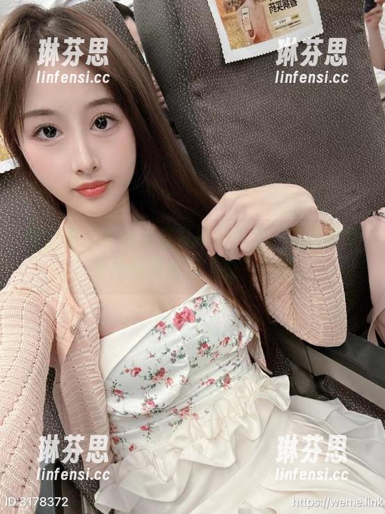 微密圈 - 小萌子穿礼服的日常，高清合集！看她如何掀起“撩”风暴。