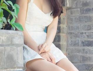 尤果网 – 许文婷在白色中的美图，原来可以把清新做到这种地步。