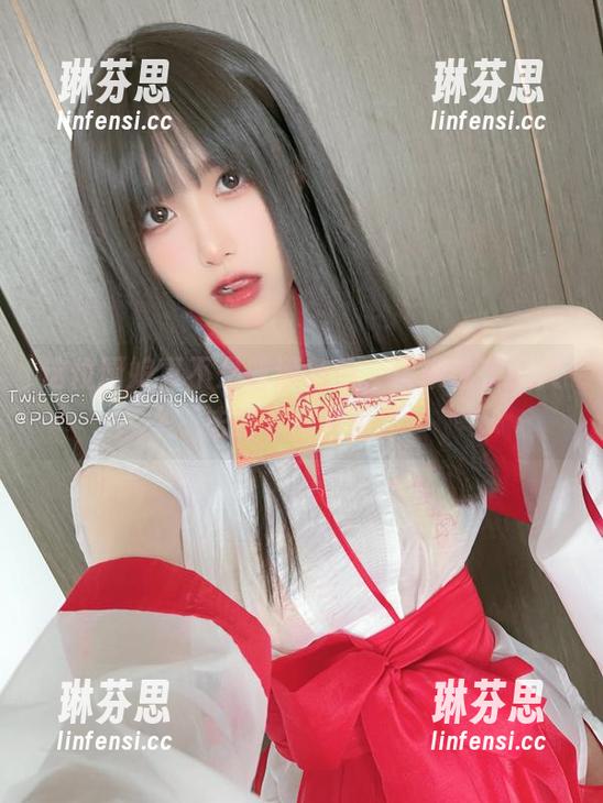 这位厨娘真不是普通角色，快来看布丁大法的写真图包！