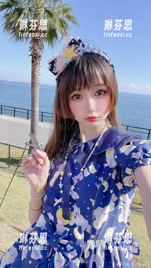 听说彩芸_Nebula的光之高扬斯卡娅已上线，精彩的免费图集不妨一看。