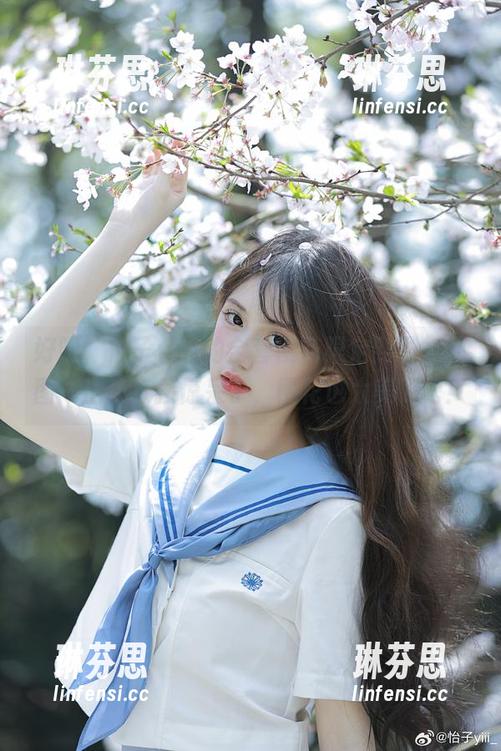 好吧，怡子yiii的全套樱花限定到了，原图一出我直接惊呆了，樱花也太美了吧！