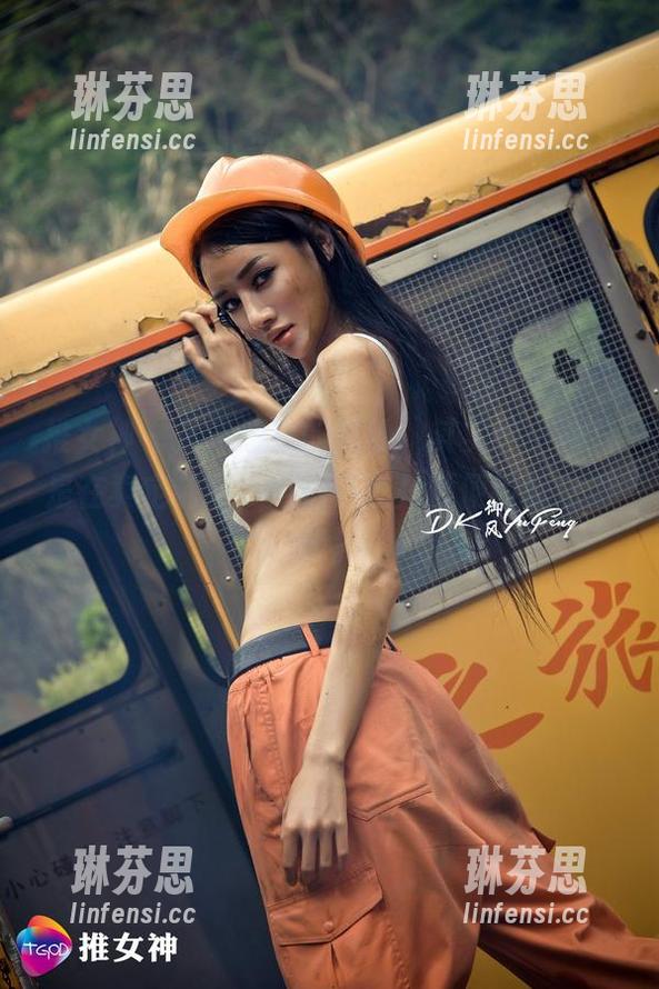 推女神 - 从未想过的婚纱，其实纯小希只是在卖定制图，婚姻不过是顺便的概念游戏。
