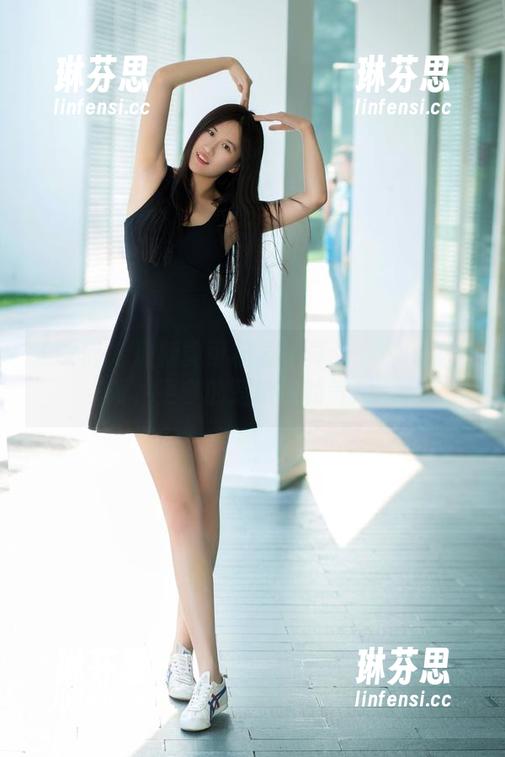 推女郎 - 最新黄可校园写真：不仅仅是风景，更多的是微妙的气息。