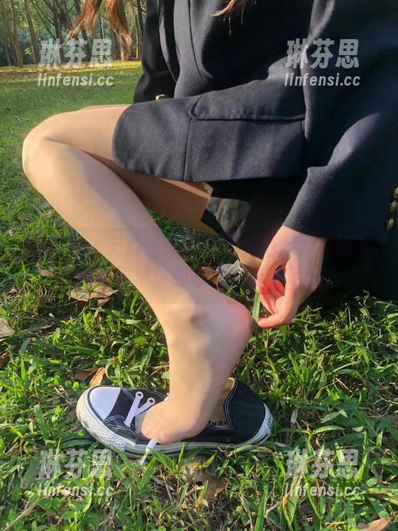 微密圈 - 无敌哒小姨妈晒美图！黑白配？就像我和早晨的咖啡，苦中带甜。