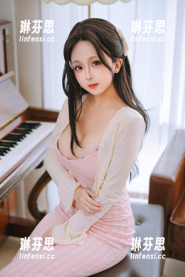 日奈娇 图库里的日奈娇短裤装一览,下载后果自负哦