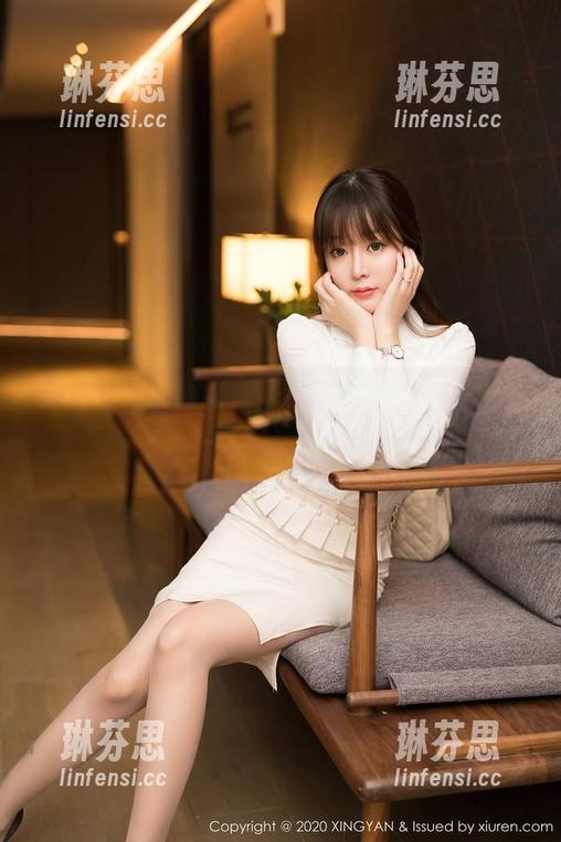 星颜社 - 最新比基尼展示：李丽莎的作品，谁才是主角？
