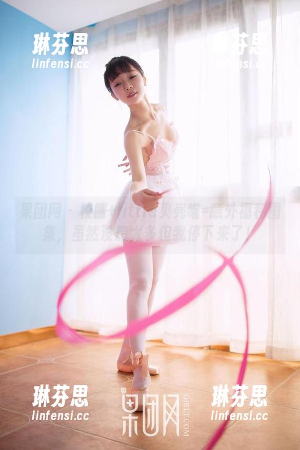 果团网 - 校服+little贝壳喵=意外福利图集，虽然没想太多但我停下来了！
