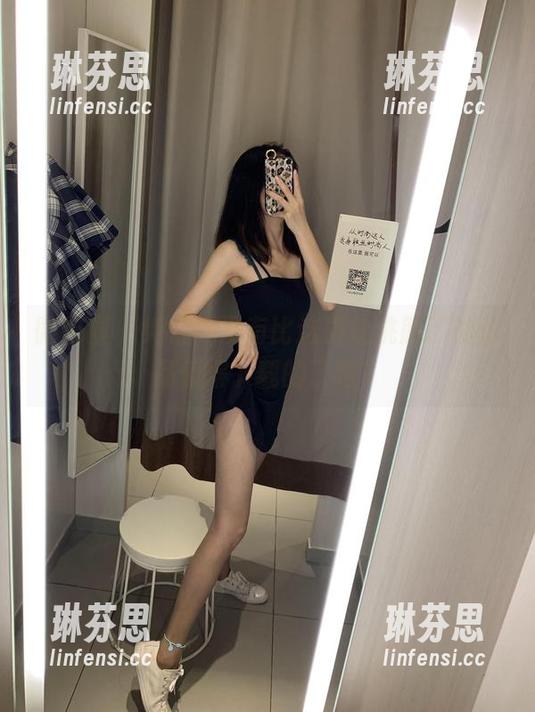 微密圈 - 纯白，没有比这更让桃脱了的作品值得下载的了吧？