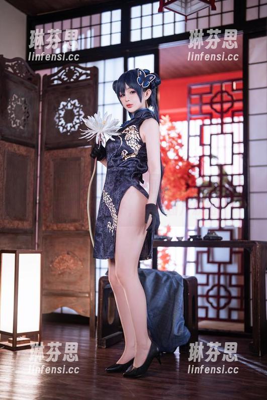 桜井宁宁在微风中迎风而立，粉色比基尼只希望吃颗桃子，来看图片原图！