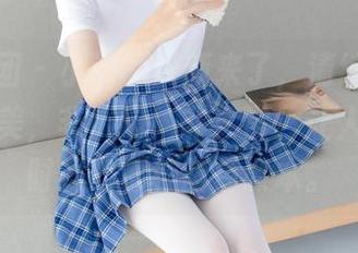 森萝财团 – 小满的更新来了，清纯图集里的自然美，非！常！非！常！让人想起小时候的那种蓝色课本。