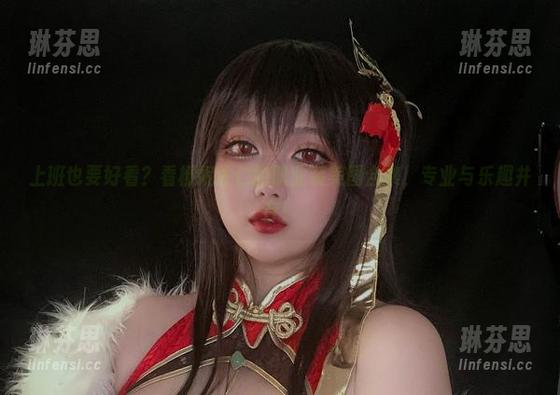 上班也要好看？看椒妮佐仁的职业装美图合集，专业与乐趣并存！