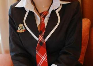 模范学院 – 写真的聚光灯下，唐琪儿Beauty的姐表现真得特别有趣