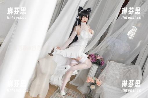 樱落酱w出品的定制写真，竟然是小天鹅女仆的灵魂变现！