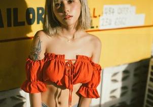 波萝社 – 说好的天使，结果是夏美酱的美照合集，一眼就让人沉迷。