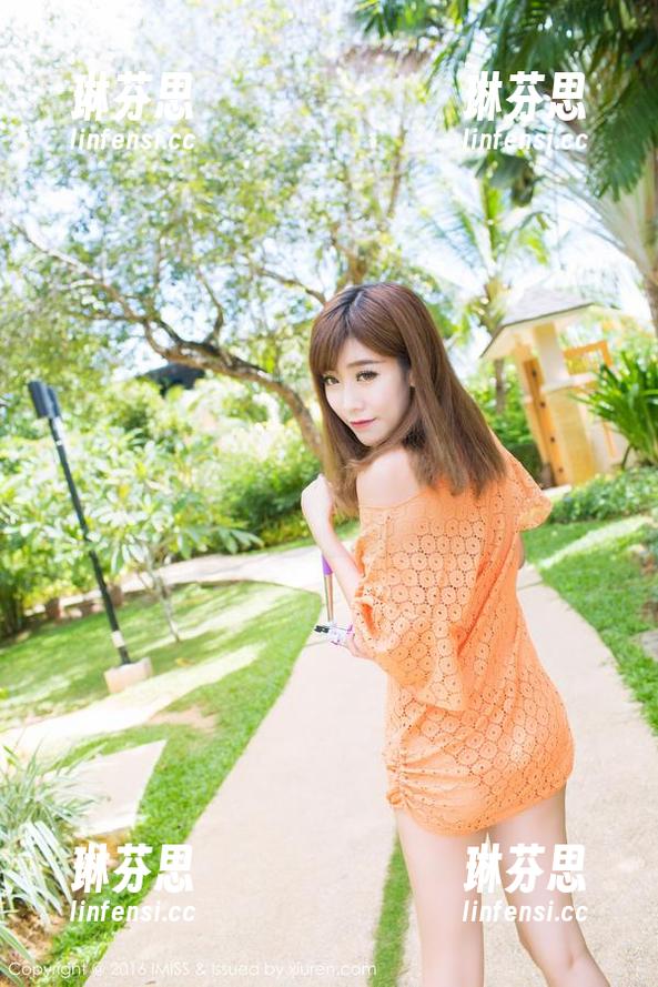 爱蜜社 - 天台吹来的张思允私拍，恍惚间以为我也在度假！